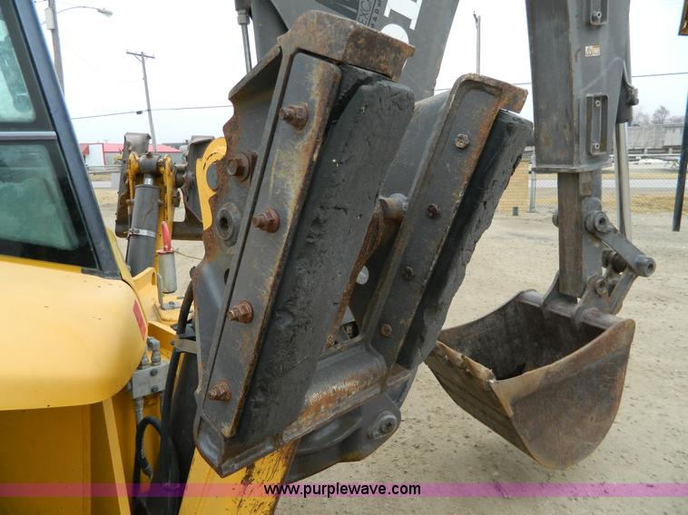 image for item H2308 2004 Volvo BL70 backhoe