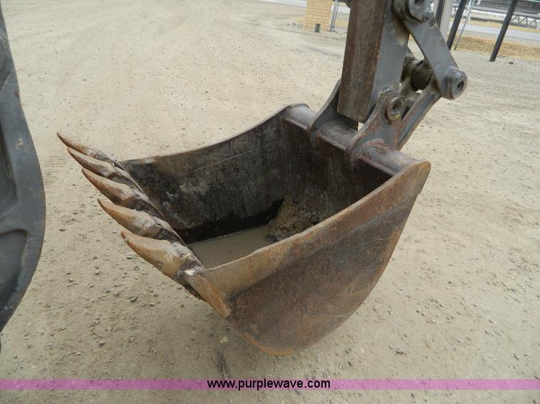 image for item H2308 2004 Volvo BL70 backhoe