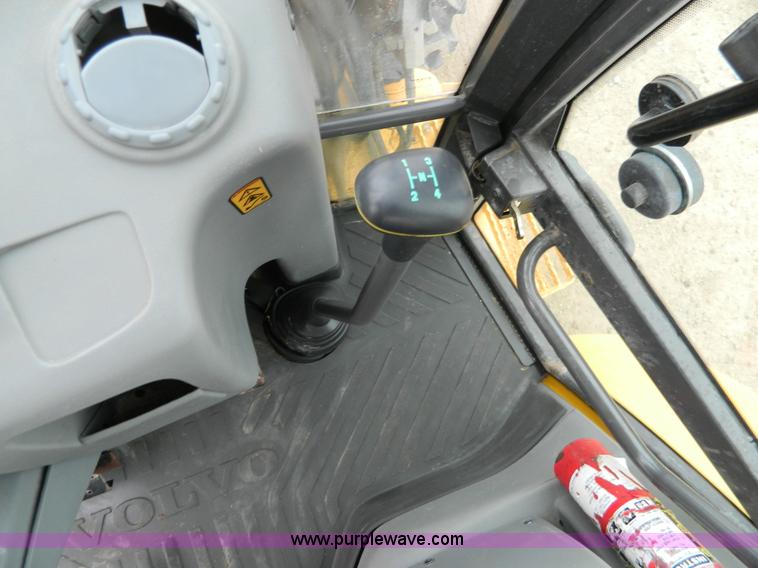 image for item H2308 2004 Volvo BL70 backhoe