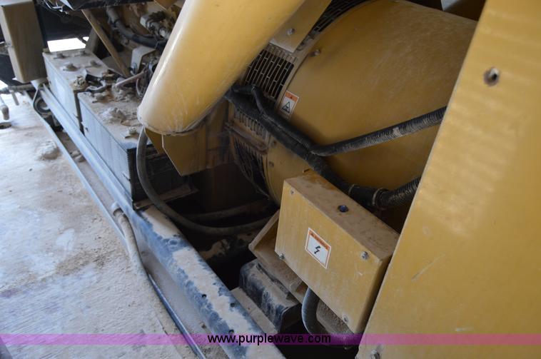image for item H2968 2001 Caterpillar 3412 generator