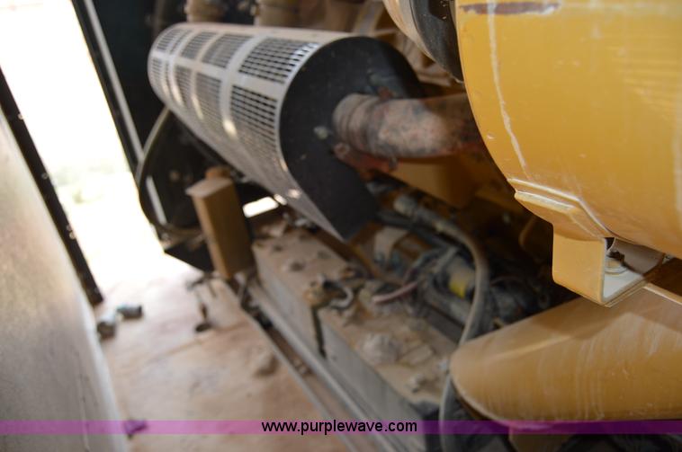 image for item H2968 2001 Caterpillar 3412 generator