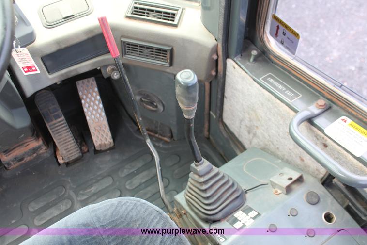 image for item H5502 1997 Komatsu WA180-3L wheel loader