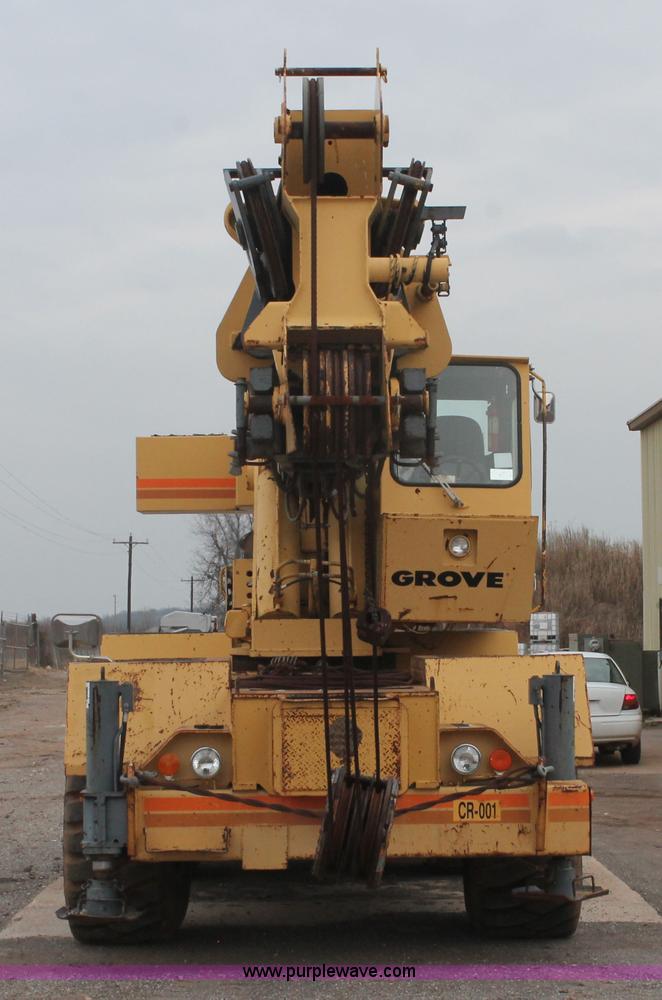 image for item H5503 1985 Grove RT522 rough terrain crane