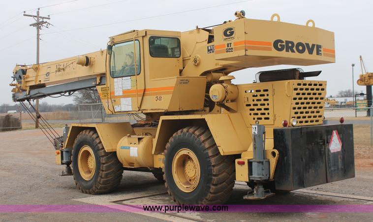 image for item H5503 1985 Grove RT522 rough terrain crane