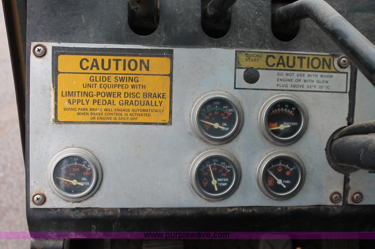 image for item H5503 1985 Grove RT522 rough terrain crane