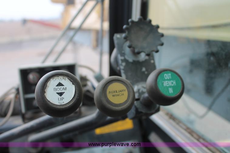 image for item H5503 1985 Grove RT522 rough terrain crane