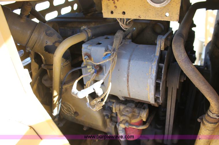 image for item H5503 1985 Grove RT522 rough terrain crane