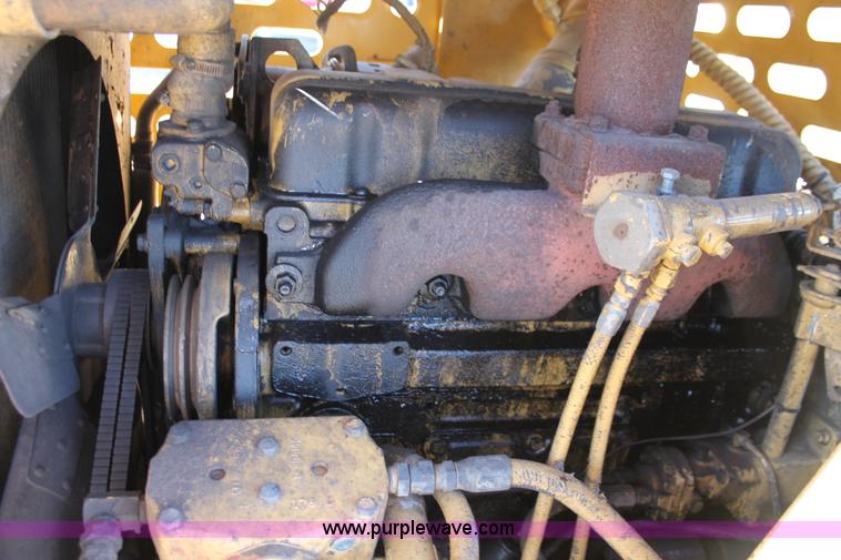 image for item H5503 1985 Grove RT522 rough terrain crane