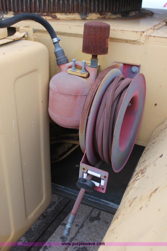 image for item H5503 1985 Grove RT522 rough terrain crane