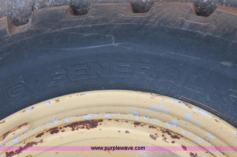 image for item H5503 1985 Grove RT522 rough terrain crane