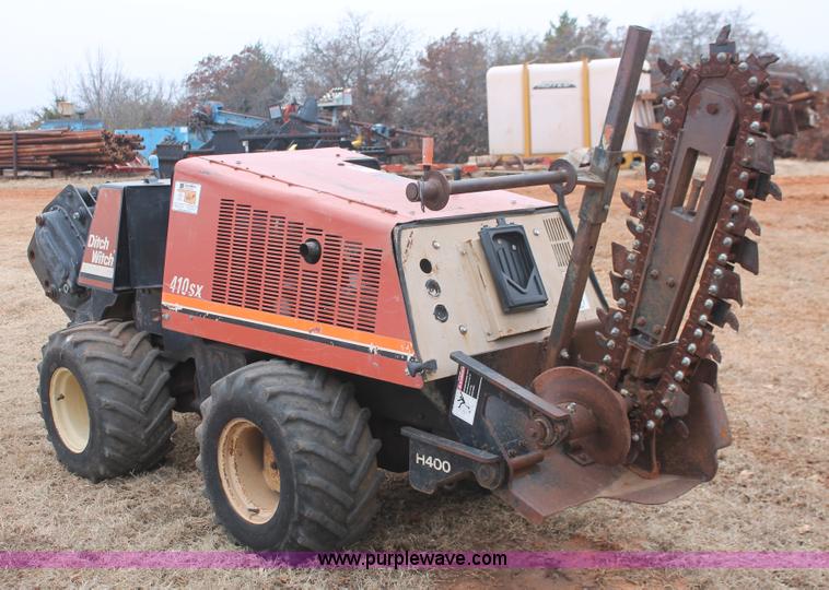 image for item H5974 1998 Ditch Witch 410SX vibratory cable plow