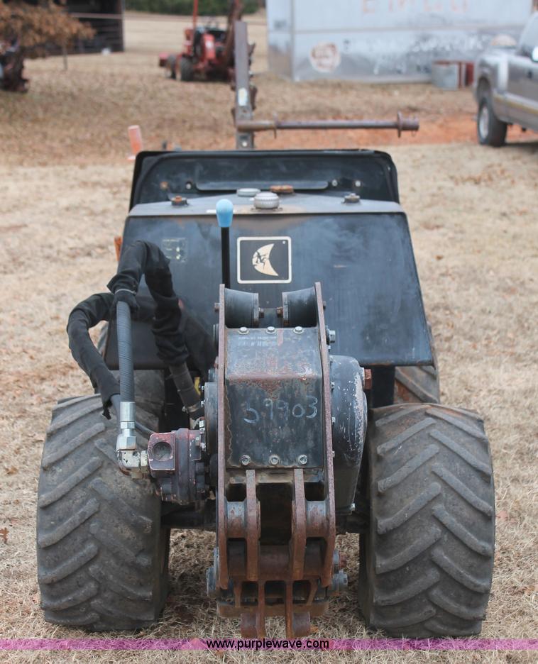 image for item H5974 1998 Ditch Witch 410SX vibratory cable plow