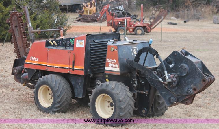 image for item H5974 1998 Ditch Witch 410SX vibratory cable plow