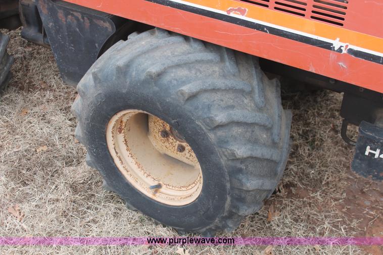 image for item H5974 1998 Ditch Witch 410SX vibratory cable plow