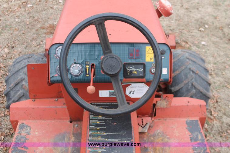 image for item H5975 1999 Ditch Witch 5700 trencher
