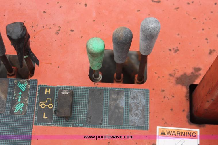 image for item H5975 1999 Ditch Witch 5700 trencher