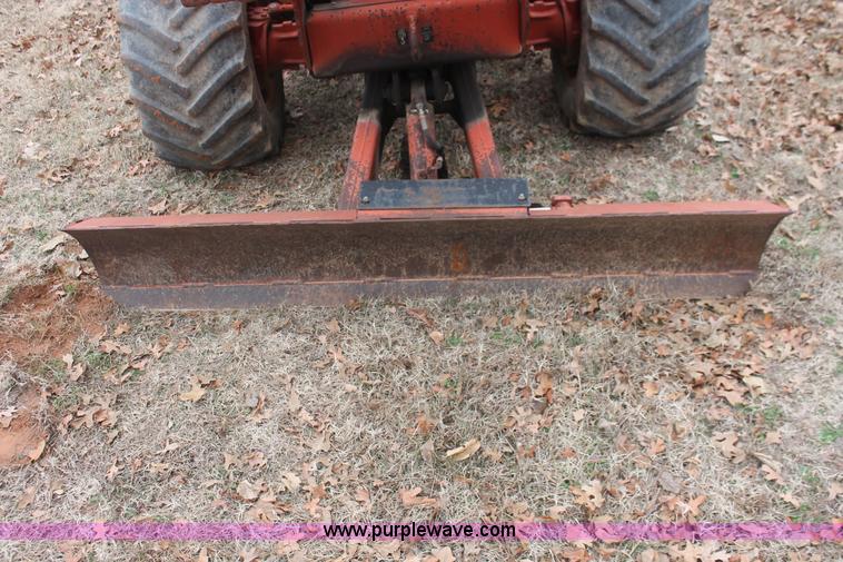 image for item H5975 1999 Ditch Witch 5700 trencher