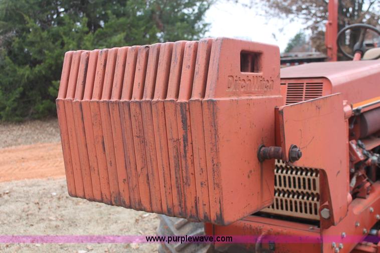 image for item H5975 1999 Ditch Witch 5700 trencher