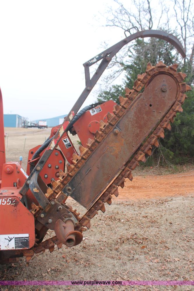 image for item H5975 1999 Ditch Witch 5700 trencher
