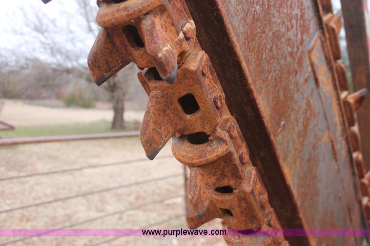 image for item H5975 1999 Ditch Witch 5700 trencher