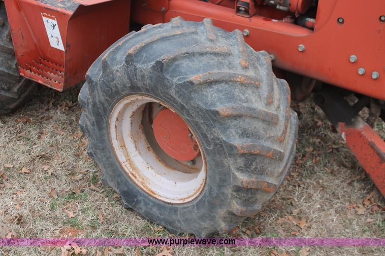 image for item H5975 1999 Ditch Witch 5700 trencher