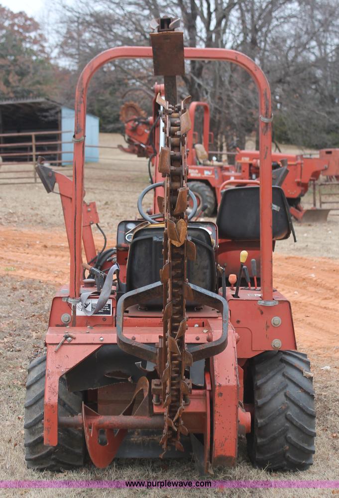 image for item H5993 1994 Ditch Witch 3610 trencher