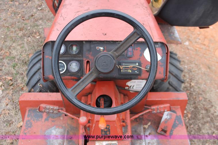 image for item H5993 1994 Ditch Witch 3610 trencher