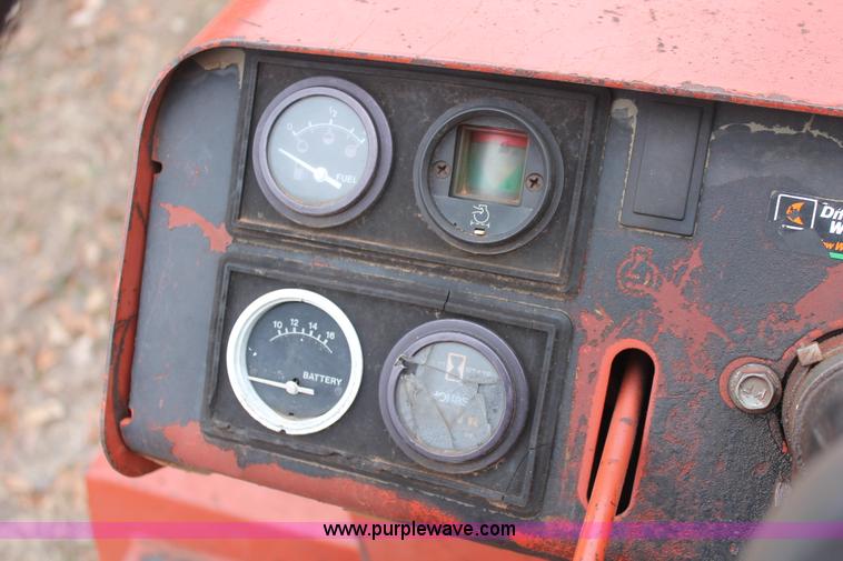 image for item H5993 1994 Ditch Witch 3610 trencher