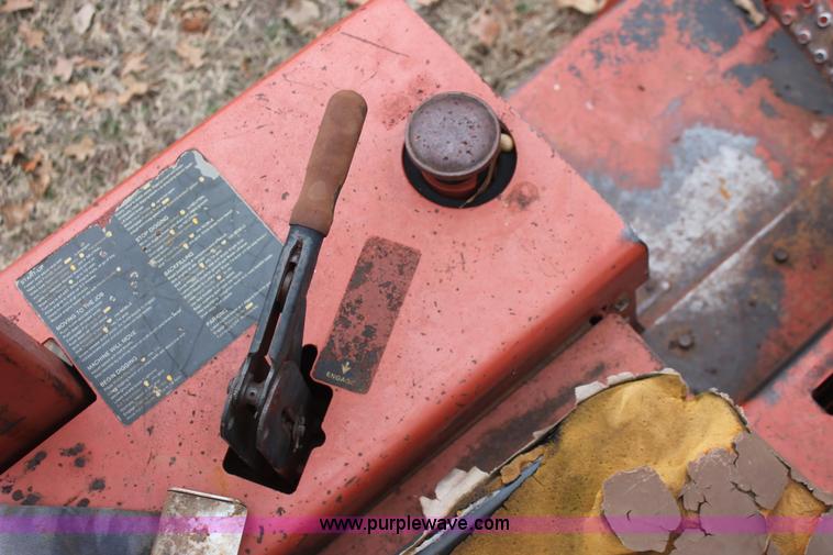 image for item H5993 1994 Ditch Witch 3610 trencher