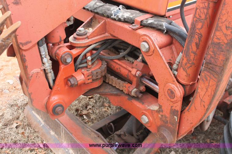 image for item H5993 1994 Ditch Witch 3610 trencher