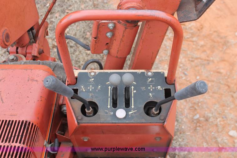image for item H5993 1994 Ditch Witch 3610 trencher