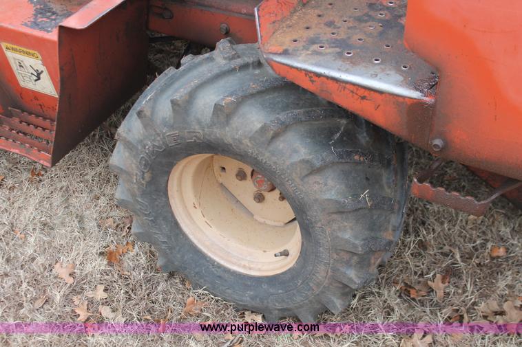image for item H5993 1994 Ditch Witch 3610 trencher