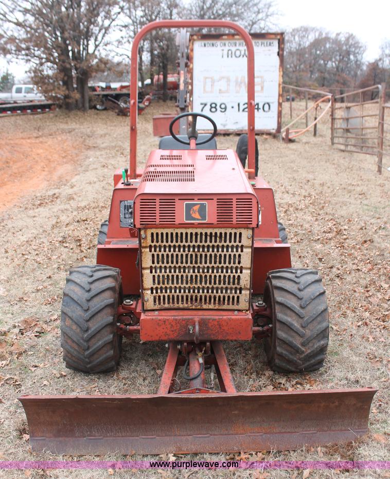 image for item H5994 2003 Ditch Witch 3700 trencher