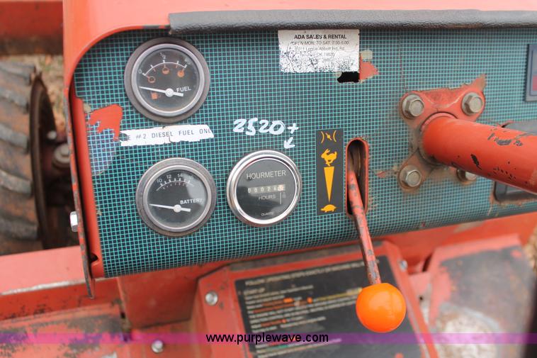 image for item H5994 2003 Ditch Witch 3700 trencher