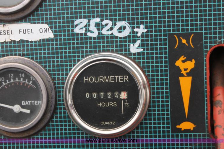 image for item H5994 2003 Ditch Witch 3700 trencher