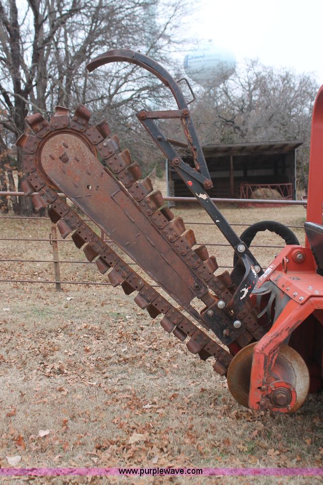 image for item H5994 2003 Ditch Witch 3700 trencher