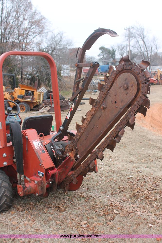 image for item H5994 2003 Ditch Witch 3700 trencher