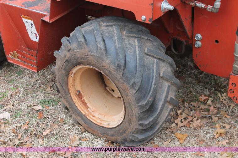 image for item H5994 2003 Ditch Witch 3700 trencher