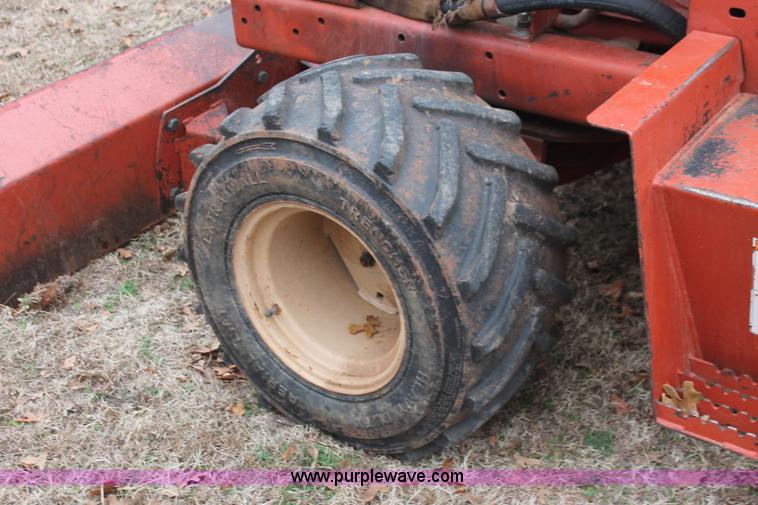 image for item H5994 2003 Ditch Witch 3700 trencher