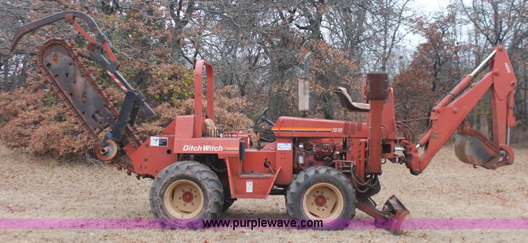 image for item H5995 1999 Ditch Witch 7610 trencher