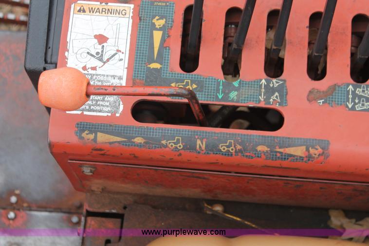 image for item H5995 1999 Ditch Witch 7610 trencher