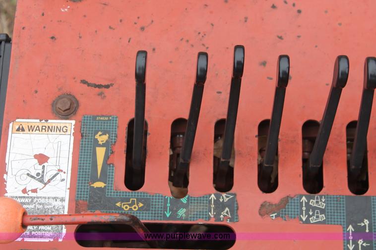 image for item H5995 1999 Ditch Witch 7610 trencher