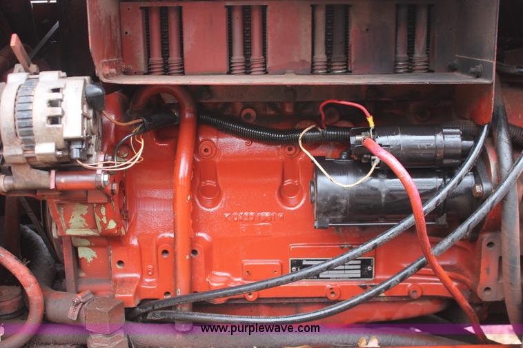 image for item H5995 1999 Ditch Witch 7610 trencher