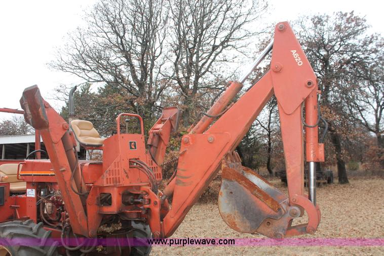 image for item H5995 1999 Ditch Witch 7610 trencher
