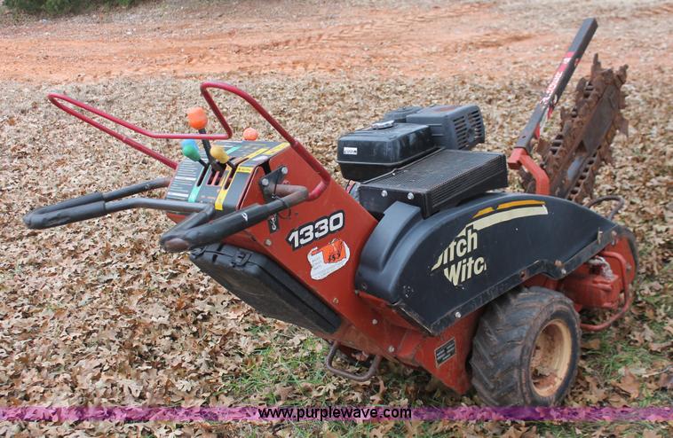 image for item H5996 2003 Ditch Witch 1330H walk-behind compact trencher