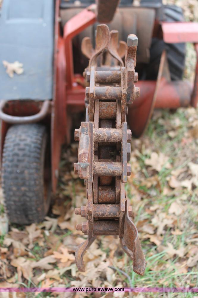 image for item H5996 2003 Ditch Witch 1330H walk-behind compact trencher