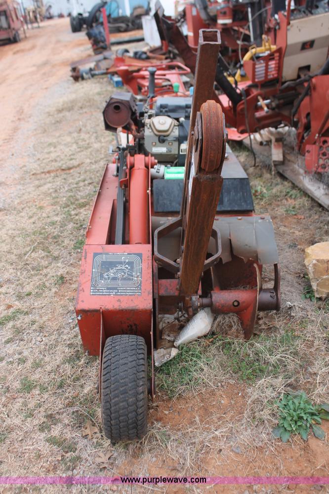 image for item H5999 2004 Ditch Witch 1820 trencher