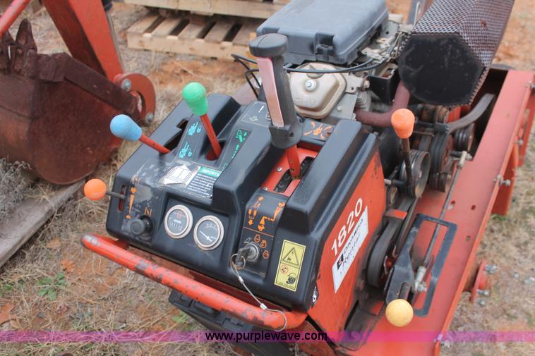 image for item H5999 2004 Ditch Witch 1820 trencher