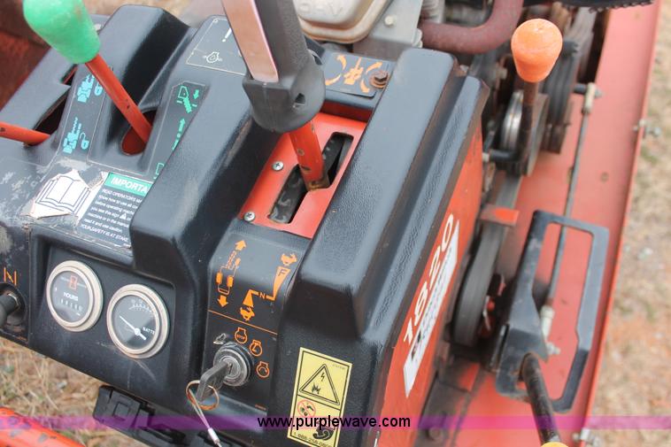 image for item H5999 2004 Ditch Witch 1820 trencher