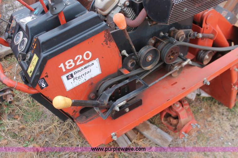 image for item H5999 2004 Ditch Witch 1820 trencher